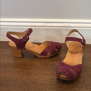 Women's Purple Sandals